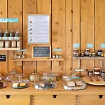 Almanarre - Eco-responsable Face A La Otel 2*