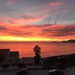 Almanarre - Eco-responsable Face A La Otel Hyères