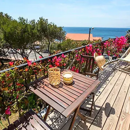 Almanarre - Eco-responsable Face A La Hotel