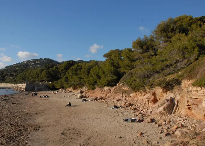 Almanarre - Eco-responsable Face A La فندق 2*